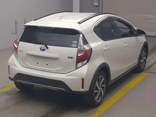 TOYOTA AQUA 2018