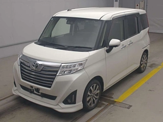 TOYOTA ROOMY 2020