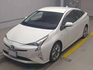 TOYOTA PRIUS 2016