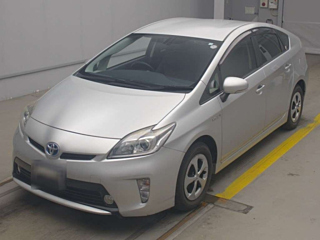 TOYOTA PRIUS 2014
