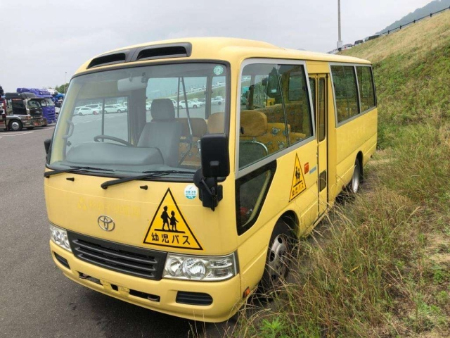 TOYOTA COASTER 2015