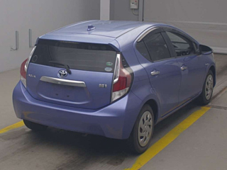 TOYOTA AQUA 2016