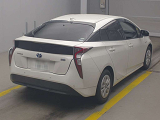 TOYOTA PRIUS 2018