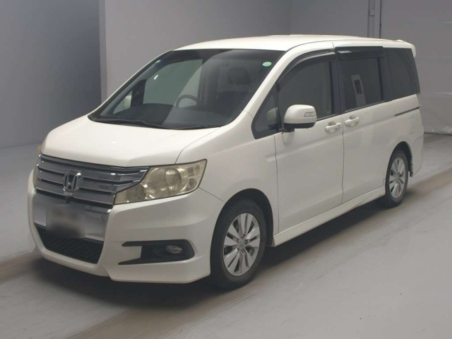 HONDA STEP WAGON 2010