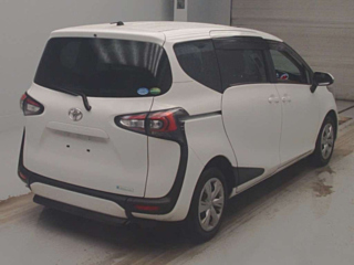 TOYOTA SIENTA 2019