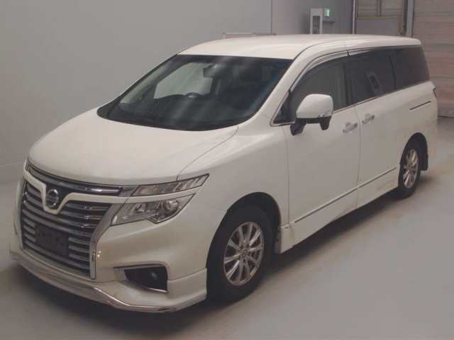 NISSAN ELGRAND 2015