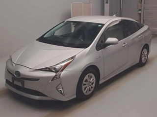 TOYOTA PRIUS 2017