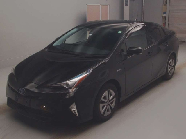 TOYOTA PRIUS 2018