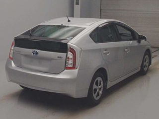 TOYOTA PRIUS 2015