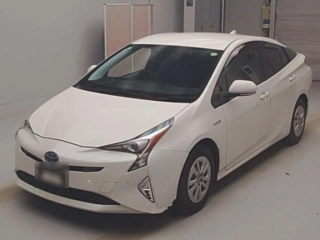 TOYOTA PRIUS 2016
