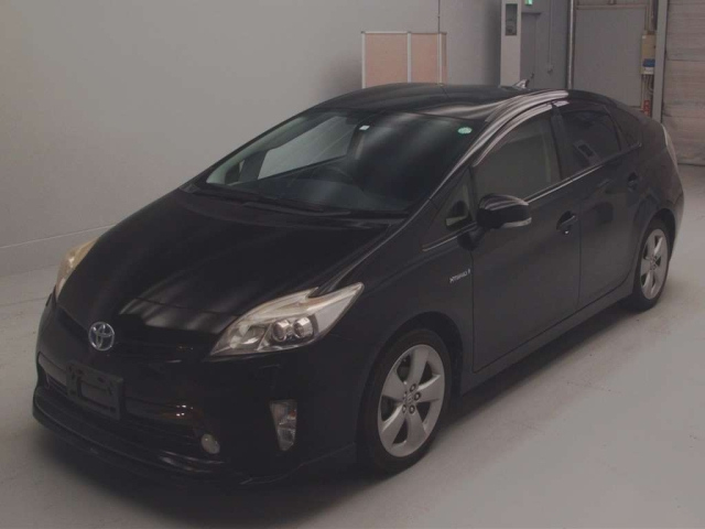 TOYOTA PRIUS 2014