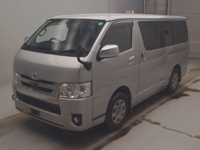 TOYOTA REGIUS ACE VAN 2018