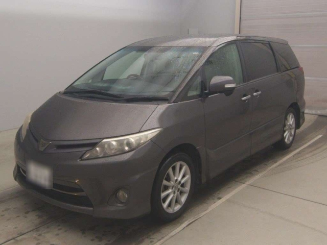 TOYOTA ESTIMA 2010