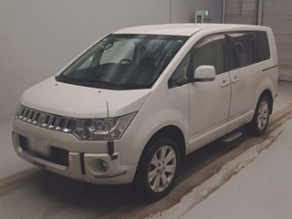 MITSUBISHI DELICA D5 2017