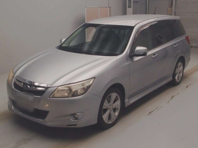 SUBARU EXIGA 2013