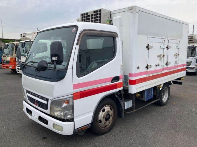 MITSUBISHI CANTER 2006