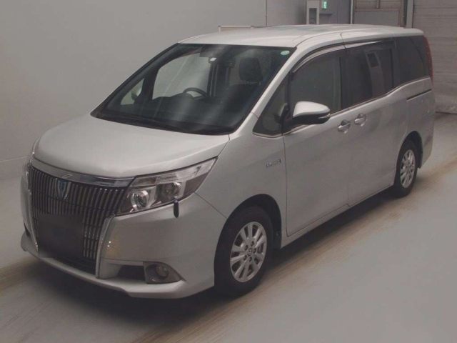 TOYOTA ESQUIRE 2016