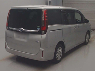 TOYOTA ESQUIRE 2016