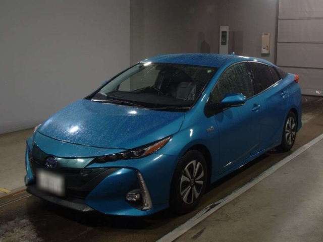 TOYOTA PRIUS PHV