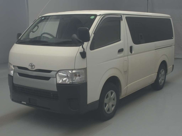 TOYOTA REGIUS ACE VAN 2017