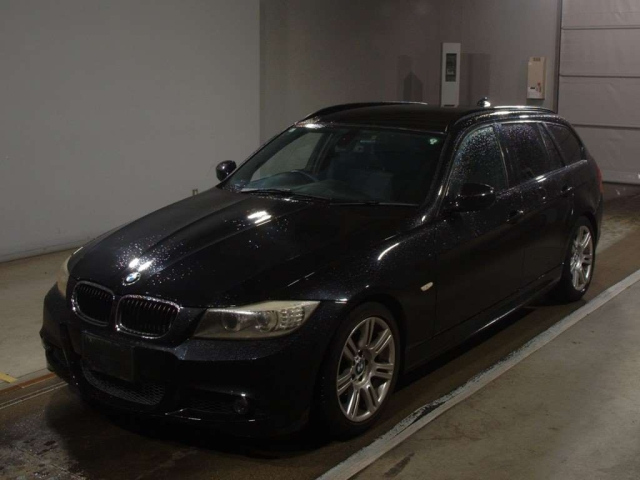 BMW 3 SERIES 2011