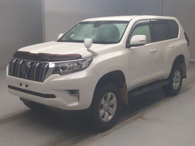 TOYOTA LAND CRUISER PRADO 2019