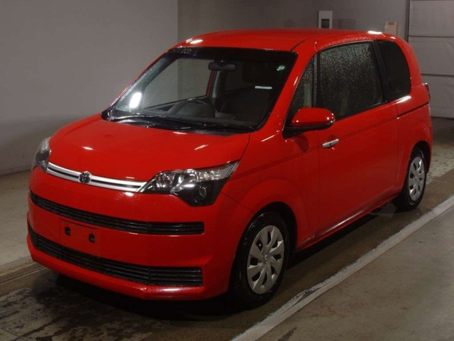 TOYOTA SPADE 2015