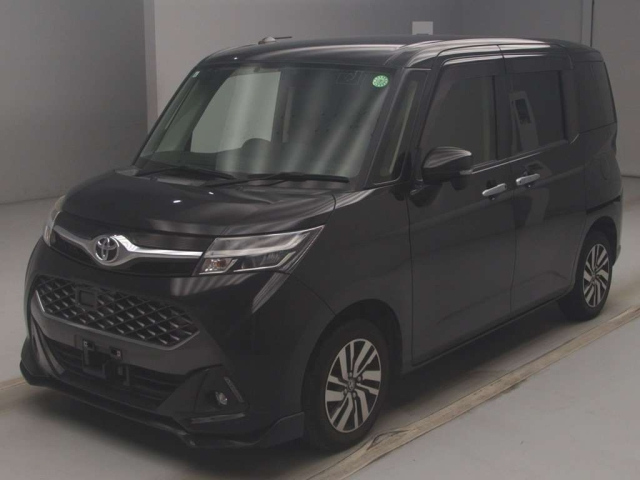 TOYOTA TANK 2017