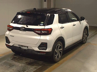 TOYOTA RAIZE 2020