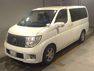 NISSAN ELGRAND 2010