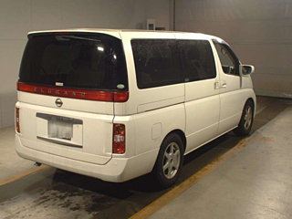 NISSAN ELGRAND 2010
