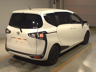 TOYOTA SIENTA 2022