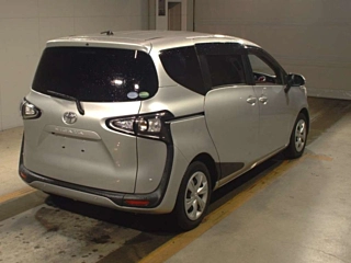 TOYOTA SIENTA 2019