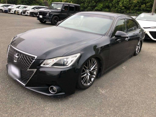 TOYOTA CROWN 2013