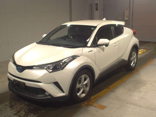 TOYOTA C-HR 2017