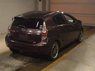 TOYOTA AQUA 2014