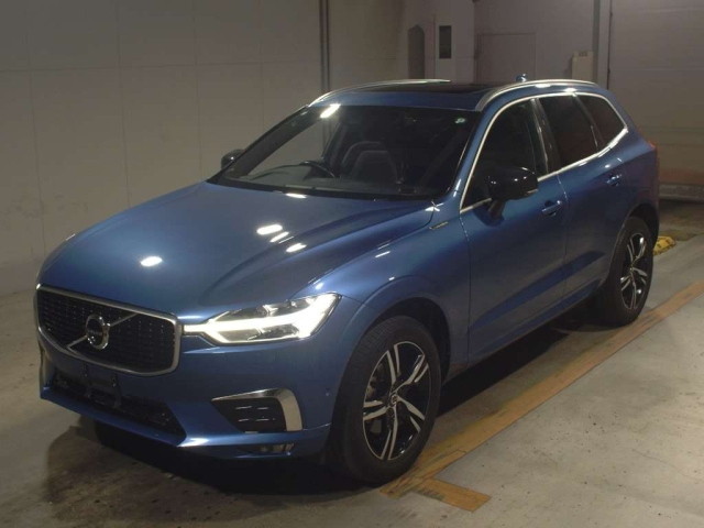 VOLVO XC60 2018