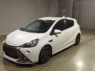 TOYOTA AQUA 2014