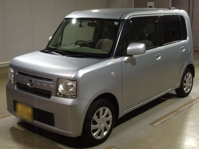DAIHATSU MOVE CONTE 2011