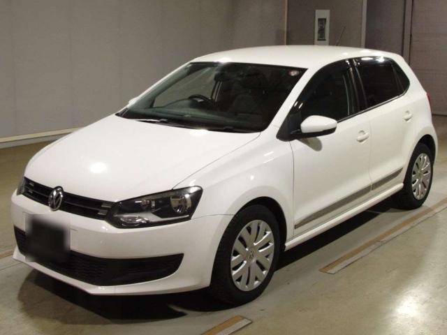VOLKSWAGEN POLO 2010