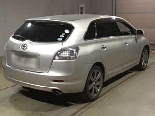 TOYOTA MARK X ZIO 2010