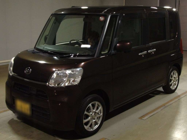 DAIHATSU TANTO 2014