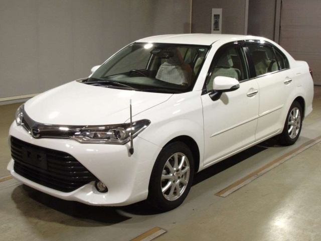 TOYOTA COROLLA AXIO 2016