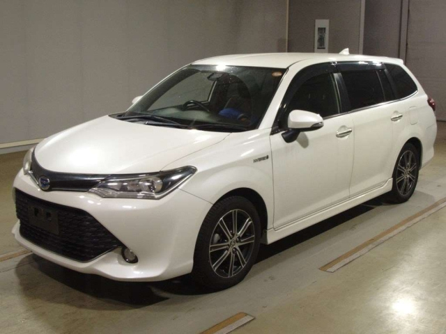 TOYOTA COROLLA FIELDER 2016