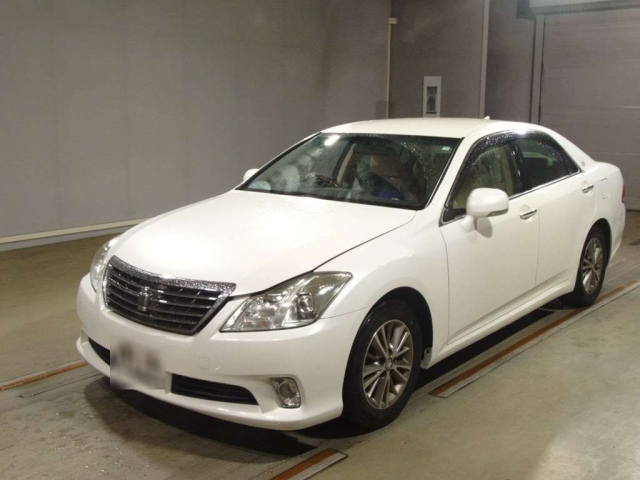 TOYOTA CROWN 2012