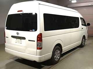 TOYOTA HIACE 2020