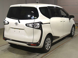 TOYOTA SIENTA 2016