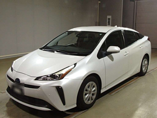 TOYOTA PRIUS 2021