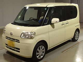 DAIHATSU TANTO 2011