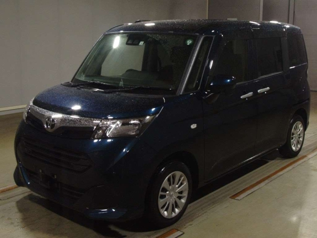 TOYOTA TANK 2020